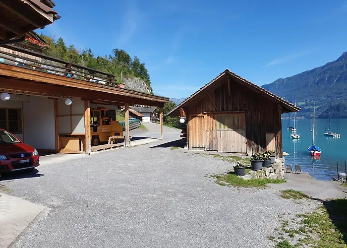 Chalet Diana Lakefront